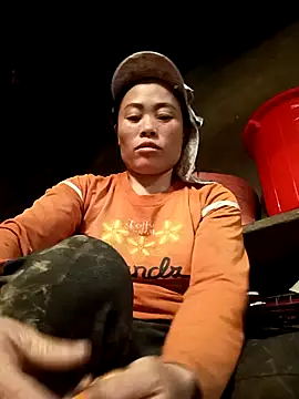 CoMay003 online show from 26, 10, 2025