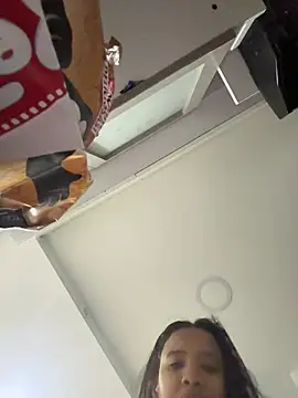 samiacooper25 online show from 1, 8, 2026