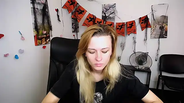 PeppyMia online show from 1, 11, 2025