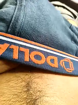 Snapshot of Bio-teacher chatting on 3, 11, 2025 Bio-teacher online show from 3, 11, 2025