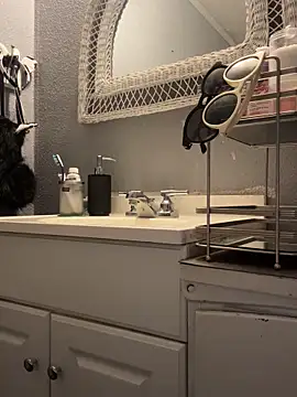 Snapshot of goddessmissmia chatting on 30, 9, 2025 goddessmissmia online show from 30, 9, 2025