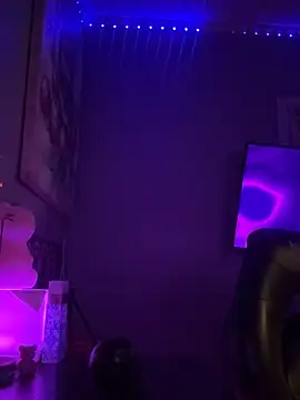 Snapshot of goddessmissmia chatting on 1, 10, 2025 goddessmissmia online show from 1, 10, 2025