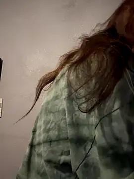 Snapshot of goddessmissmia chatting on 7, 10, 2025 goddessmissmia online show from 7, 10, 2025