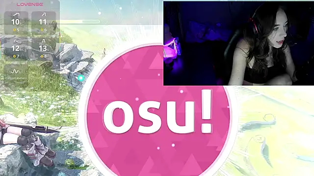 Snapshot of goddessmissmia chatting on 20, 10, 2025 goddessmissmia online show from 20, 10, 2025