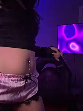 Snapshot of goddessmissmia chatting on 21, 10, 2025 goddessmissmia online show from 21, 10, 2025