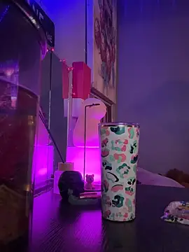 Snapshot of goddessmissmia chatting on 1, 11, 2025 goddessmissmia online show from 1, 11, 2025