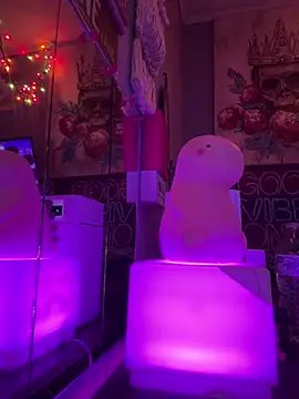 Snapshot of goddessmissmia chatting on 4, 3, 2026 goddessmissmia online show from 4, 3, 2026