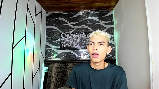 Room 69x online show from 13, 1, 2026