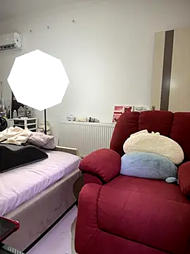 Baby-AnXin online show from 8, 9, 2025