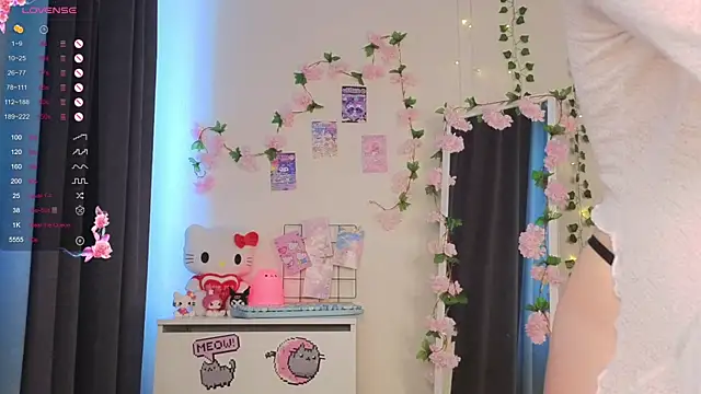 roxydolll online show from 5, 8, 2026