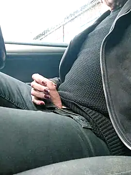 Snapshot of lynxman chatting on 23, 10, 2025 lynxman online show from 23, 10, 2025