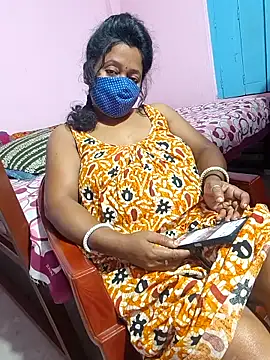 Cute-Swewty online show from 11, 11, 2025