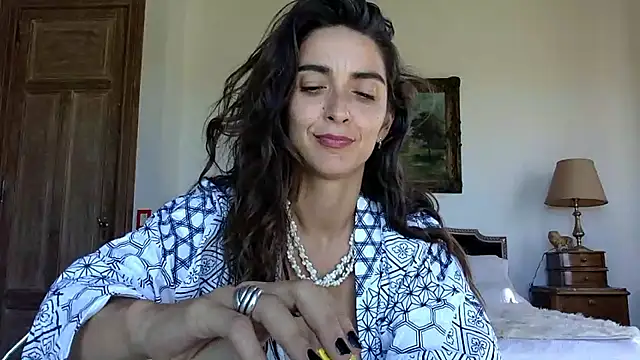 Snapshot of venuslibre chatting on 24, 11, 2025 venuslibre online show from 24, 11, 2025