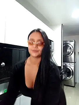 Esmeralda333 online show from 17, 10, 2025