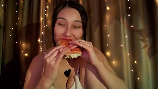 Ray Ayanami online show from 25, 9, 2025