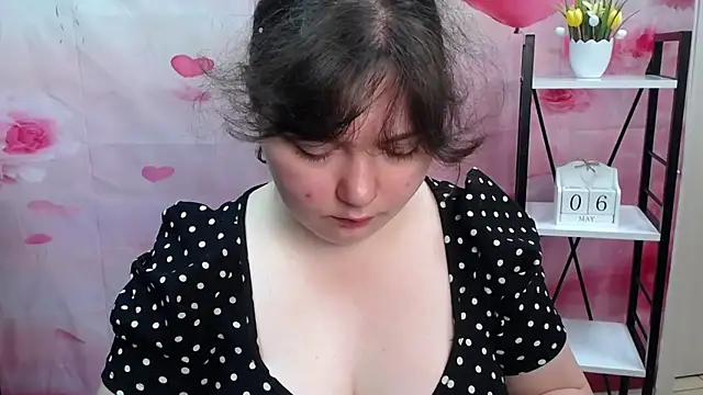 NeonilaLisova online show from 7, 5, 2026