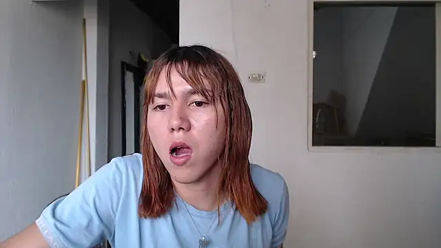 Snapshot of Dolly_Peach_ chatting on 12, 9, 2025 Dolly Peach online show from 12, 9, 2025