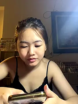 Snapshot of Lucky-nice202 chatting on 18, 10, 2025 Lucky-nice202 online show from 18, 10, 2025