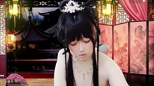 LuckyCute-Tutu online show from 2, 3, 2026