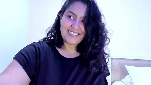 Snapshot of BellaNixs chatting on 29, 9, 2025 BellaNixs online show from 29, 9, 2025