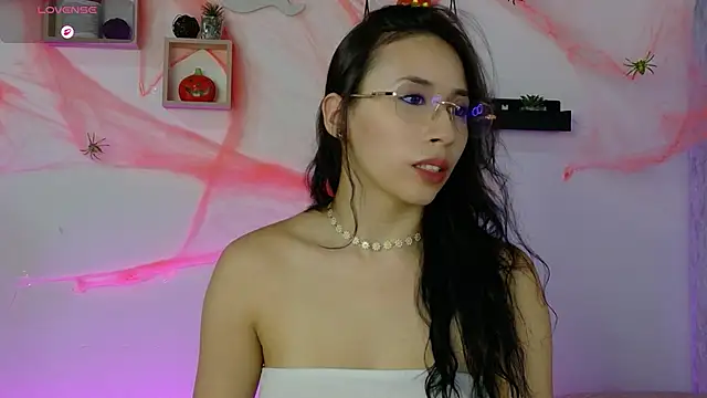 manumontoya  online show from 24, 10, 2025