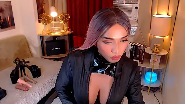 KYLINE WIILLS online show from 31, 7, 2026