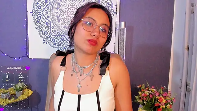 Snapshot of Nova_allen chatting on 22, 9, 2025 Nova allen online show from 22, 9, 2025