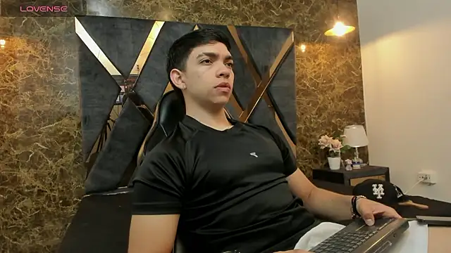 Eryonbradley online show from 24, 2, 2026