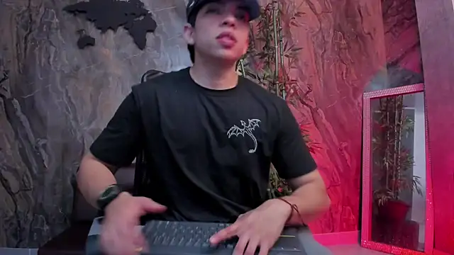 Eryonbradley online show from 30, 4, 2026