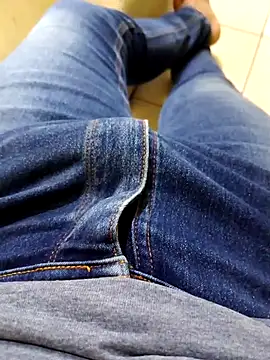 Snapshot of JoaoPedro17cm chatting on 30, 9, 2025 JoaoPedro17cm online show from 30, 9, 2025