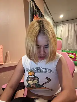 Kath C online show from 3, 10, 2025