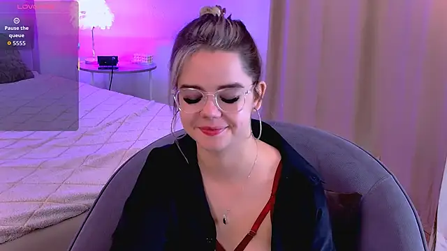 PrincessSlay online show from 1, 10, 2025