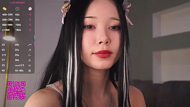Snapshot of CherryGlow chatting on 21, 10, 2025 CherryGlow online show from 21, 10, 2025