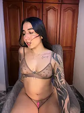 KaditaNavarro online show from 29, 6, 2026