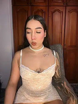KaditaNavarro online show from 24, 7, 2026