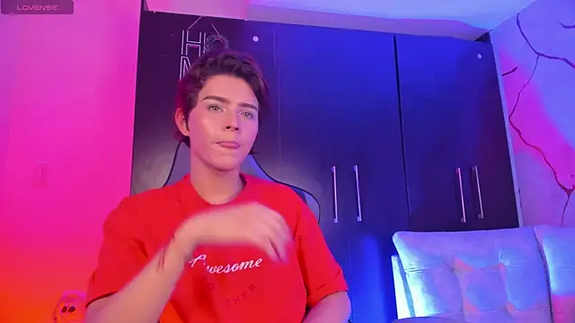 Snapshot of DannysaStar chatting on 28, 9, 2025 DannysaStar online show from 28, 9, 2025