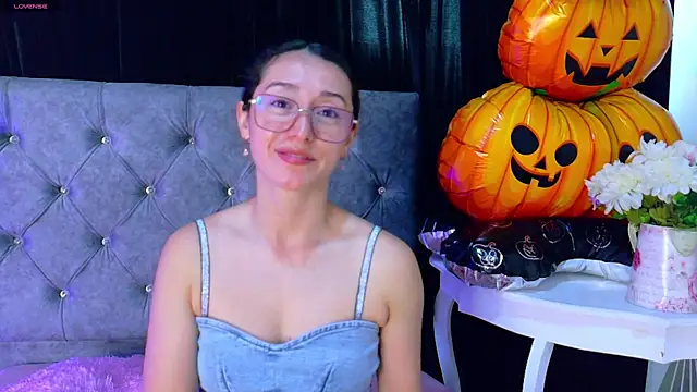 Ginevra esposito online show from 28, 10, 2025