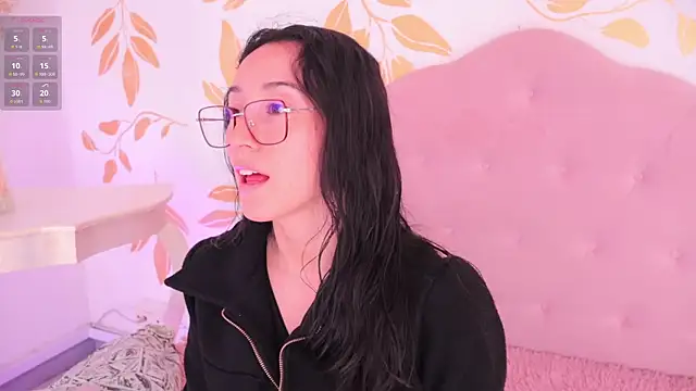 Ginevra esposito online show from 9, 3, 2026