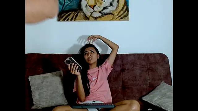 Wild RoomXxX online show from 18, 9, 2025