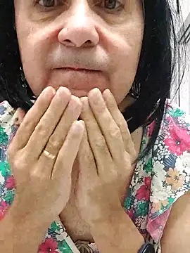 Snapshot of Emily_de_Carla chatting on 7, 11, 2025 Emily de Carla online show from 7, 11, 2025