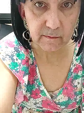 Snapshot of Emily_de_Carla chatting on 13, 11, 2025 Emily de Carla online show from 13, 11, 2025