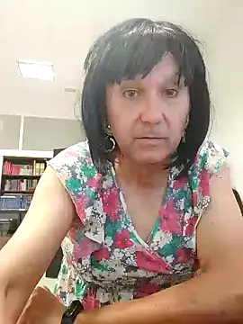 Snapshot of Emily_de_Carla chatting on 27, 11, 2025 Emily de Carla online show from 27, 11, 2025