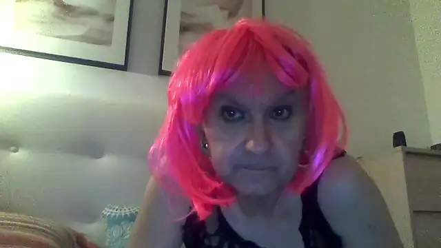 Snapshot of Emily_de_Carla chatting on 8, 1, 2026 Emily de Carla online show from 8, 1, 2026