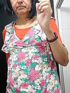 Snapshot of Emily_de_Carla chatting on 15, 1, 2026 Emily de Carla online show from 15, 1, 2026