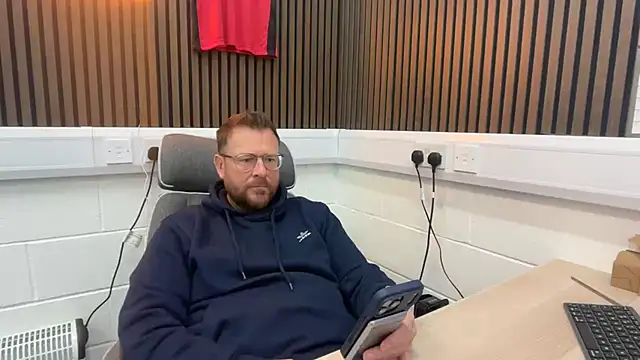 Snapshot of bilf1978 chatting on 5, 3, 2026 bilf1978 online show from 5, 3, 2026