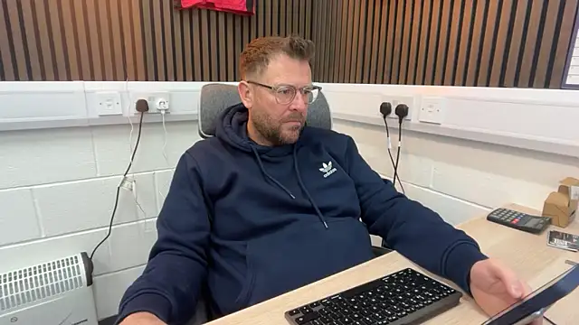 Snapshot of bilf1978 chatting on 17, 3, 2026 bilf1978 online show from 17, 3, 2026