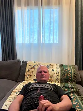 Snapshot of Attila120 chatting on 17, 12, 2025 Attila120 online show from 17, 12, 2025