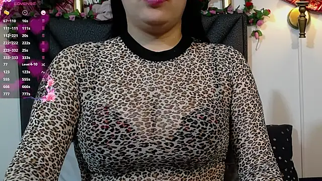 IndraKaur  online show from 25, 9, 2025