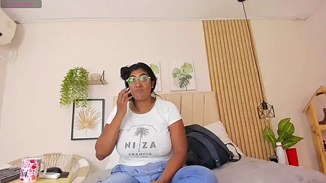  Miaa khalifa  online show from 23, 7, 2026