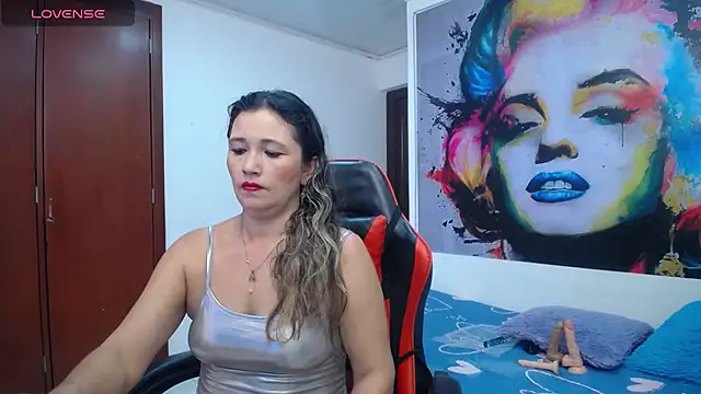 noelia milf19 online show from 8, 7, 2026